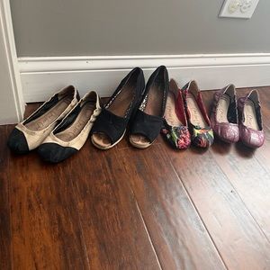 4 pairs of Toms, size 6.5